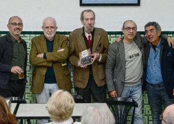 Presentando la obra en el Congreso Chiquito / FOTO: Eulogio García