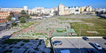 Los terrenos de CASA donde se proyecta desde hace años el hospital / FOTO: Eulogio García