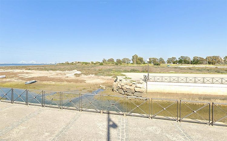 Parte de los suelos pretendidos, vistos desde Bahía Sur