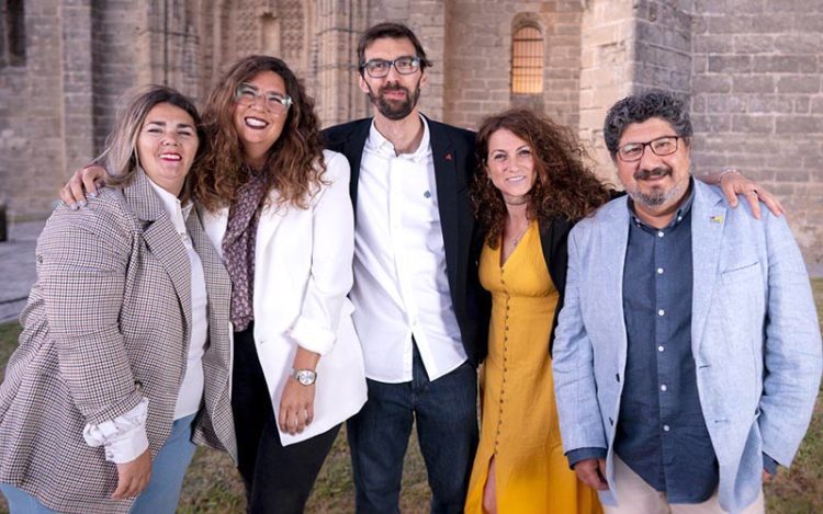 Simbólica presentación de candidatos junto al Monasterio de la Victoria / FOTO: IU