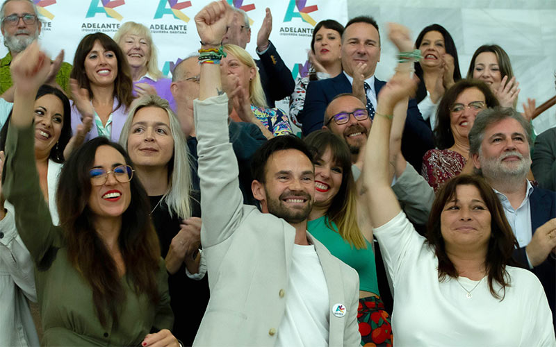 Adelante Izquierda Gaditana presenta “la mejor lista para gobernar la mejor ciudad del mundo” y construir “un Cádiz que no sea para sobrevivir”