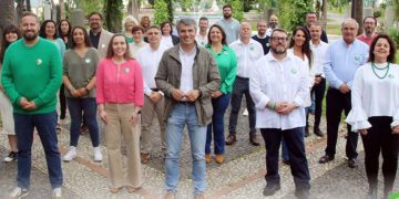 Romero junto al resto de candidatos, posando en el parque de los patos / FOTO: AxSí