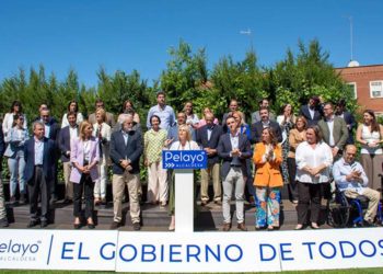 Intervención de la alcaldable arropada por los suyos / FOTO: PP