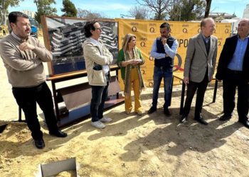 En la primera piedra de primera piedra del Conjunto Residencial Real Escuela / FOTO: Ayto.