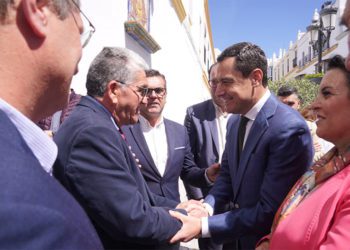 Un momento de la fugaz visita / FOTO: @JuanMa_Moreno