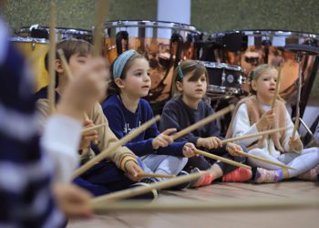 Niños en una actividad extraescolar / FOTO: Junta