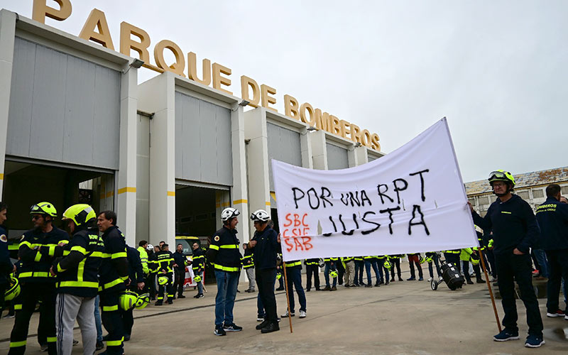 El Consorcio de Bomberos acepta reanudar las negociaciones de la RPT para buscar un acuerdo