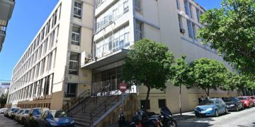 La antigua facultad, sin uso desde 2014 / FOTO: Eulogio García