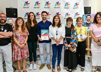 Presentando el programa en la sede de Adelante Andalucía / FOTO: Eulogio García