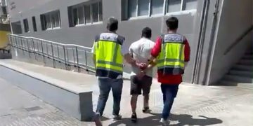 El detenido trasladado a la Comisaría provincial / FOTO: Policía Nacional