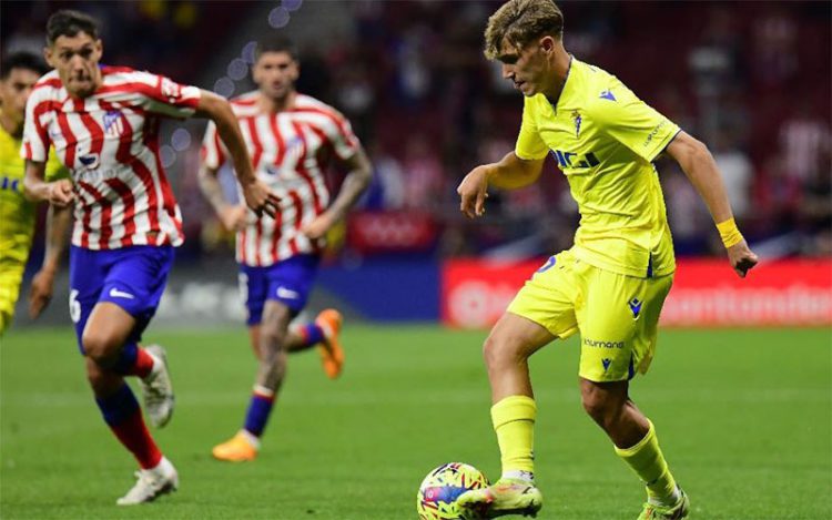 De la Rosa mostró atrevimiento en sus minutos en el campo / FOTO: Cádiz CF