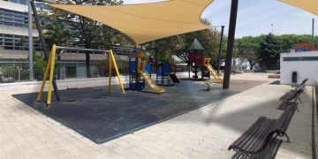 Recreación virtual de una zona de juegos con toldos / FOTO: PSOE