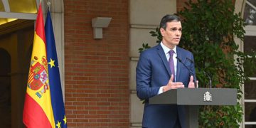 El presidente en plena declaración institucional / FOTO: La Moncloa