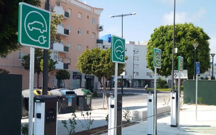 Puntos habilitados por el Ayuntamiento en San Fernando / FOTO: DBC