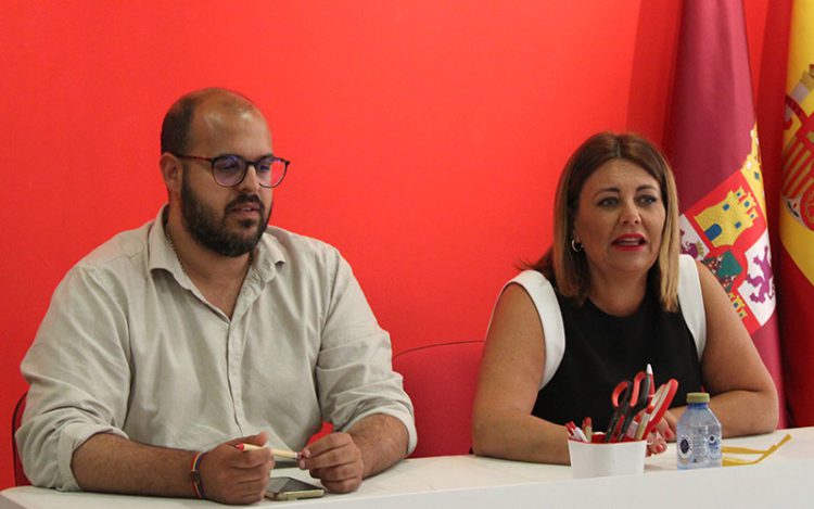 Salguero y Amaya en una pasada rueda de prensa / FOTO: PSOE