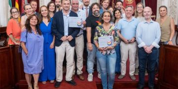 Foto de familia tras el acto de homenaje / FOTO: Ayto.