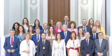 Todos los concejales isleños posando tras la investidura / FOTO: Ayto.