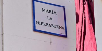 La placa que rotula la calle desde hace semanas / FOTO: Ayto.