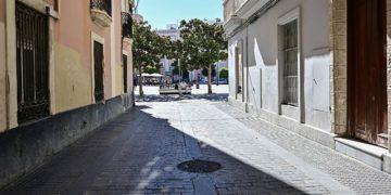 La calle Veedor ya sin bolardos / FOTO: Eulogio García
