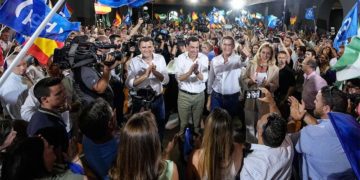 Un momento de euforia del mitin / FOTO: PP