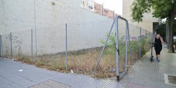 Parcela en la calle García de Sola / FOTO: Eulogio García