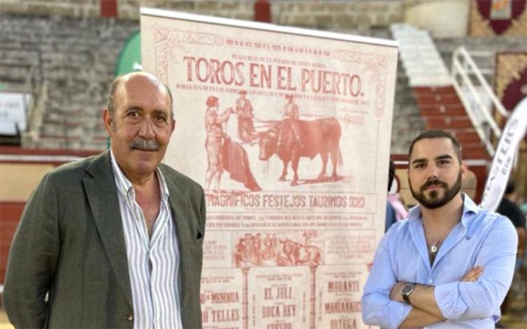 El exfutbolista Carmelo es ahora concejal responsable de la plaza de toros / FOTO: Ayto.