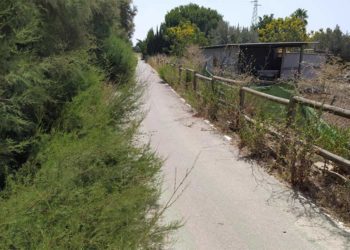 Detalle del carril bici que enlaza con el complejo turístico / FOTO: Ayto,