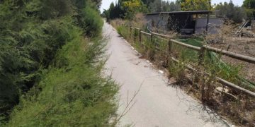 Detalle del carril bici que enlaza con el complejo turístico / FOTO: Ayto,