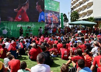 Siguiendo la final del Mundial desde Cádiz / FOTO: Eulogio García