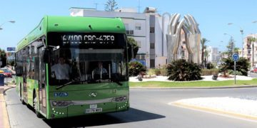 El verde hace más que reconocible al nuevo bus / FOTO: Ayto.