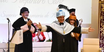 El cantante agradeciendo los aplausos / FOTO: Ayto. de San Roque