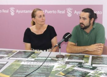 Salvador y Gil presentando el programa de la jornada / FOTO: Ayto.