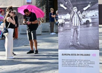 Uno de los paneles de la muestra ‘Qué es Europa para ti’ / FOTO: Eulogio García