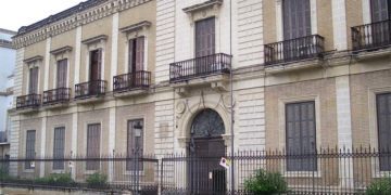 Fachada de la antigua Comisaría, próximamente un hotel de lujo / FOTO: Ministerio del Interior