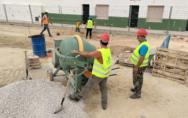 Obra ejecutada gracias al Profea en un pueblo gaditano  / FOTO: Diputación