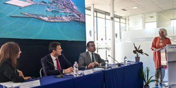 Teófila Martínez presentando los detalles del plan / FOTO: Eulogio García