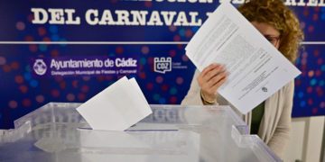 La urna para votar ya está habilitada en la Casa del Carnaval / FOTO: Eulogio García