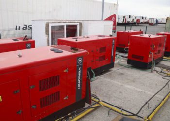 Este muelle ofrece conexión eléctrica a los remolques frigoríficos / FOTO: APBC