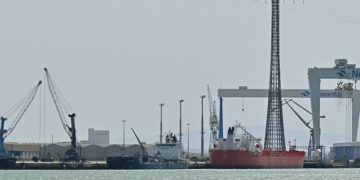 La Cabezuela, visto desde la orilla de la capital / FOTO: Eulogio García