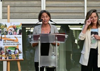 La directora artística del FIT en la pasada presentación del programa / FOTO: Eulogio García