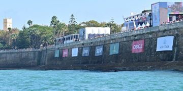 Parte de la Alameda y de Santa Barbará cada año con más instalaciones exclusivas / FOTO: Eulogio García