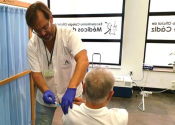 El Colegio de Médicos ha cedido su sede al SAS / FOTO: Junta