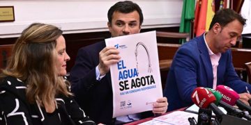 Adelantando el diseño de la campaña de sensibilización / FOTO: Eulogio García