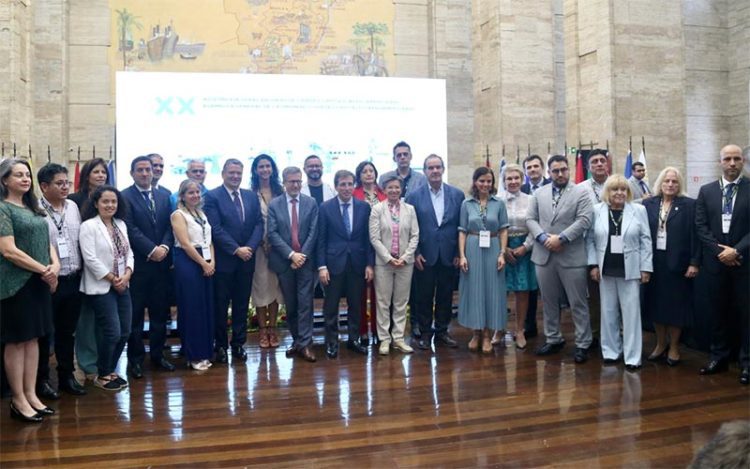 Una de las fotos de familia de la Asamblea / FOTO: UCCI