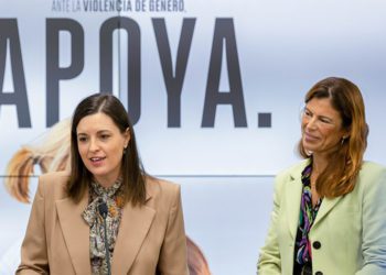 La concejala de Mujer junto a la alcaldesa / FOTO: Ayto.