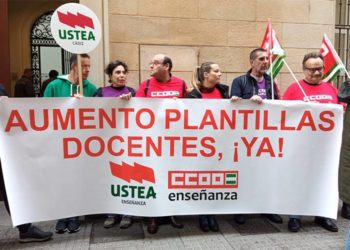 Concentración sindical ante la delegación territorial en Cádiz / FOTO: CCOO