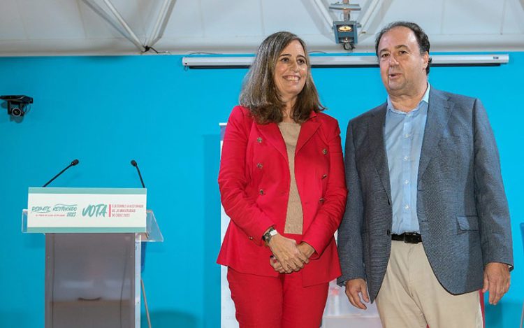 Posado de los candidatos en el único debate celebrado / FOTO: Eulogio García