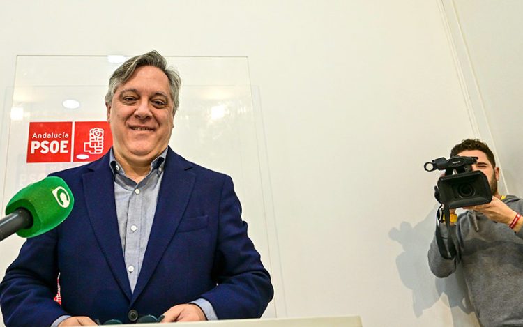 El portavoz socialista en la Casa del Pueblo / FOTO: Eulogio García