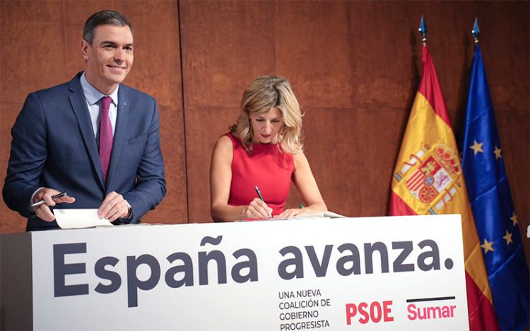 Sánchez y Díaz escenificando el pacto PSOE-Sumar / FOTO: PSOE