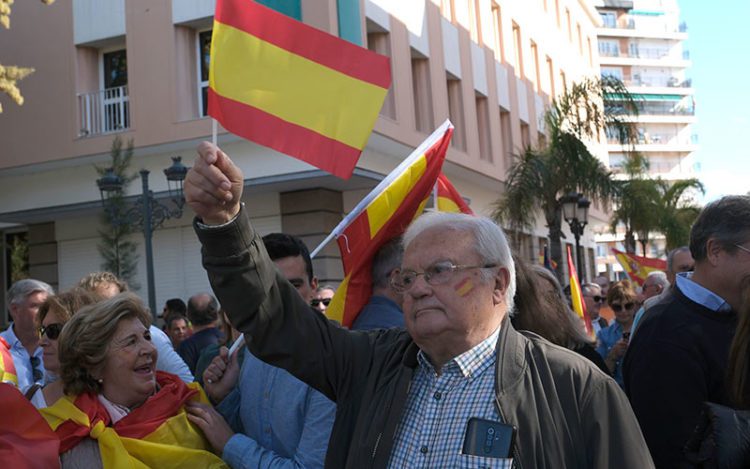 Uno de los indignados manifestantes en Cádiz / FOTO: Ereagafoto